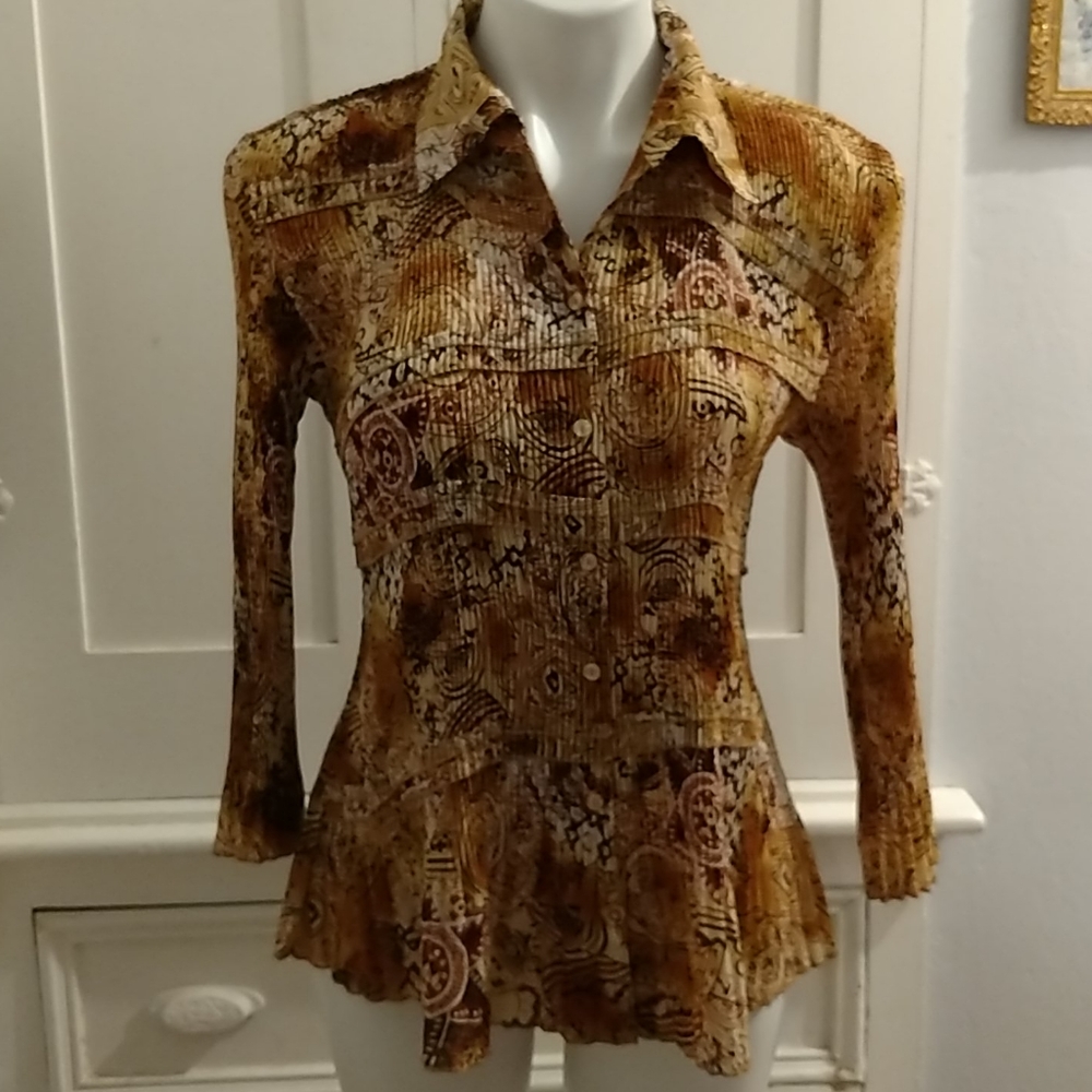 Essentials by Milano brown stretch top Sz M